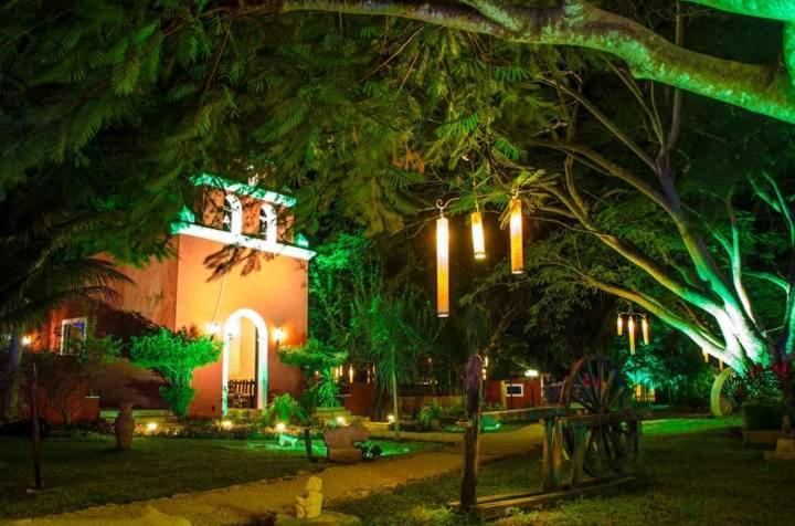 Hacienda Santa Cruz Merida Bagian luar foto